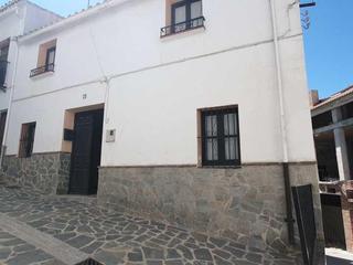 Masia a Yunquera. Vivienda en yunquera