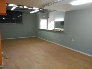 Local Comercial  N/a. Se vende local comercial de 140m2 en la calle maestro zubeldia d