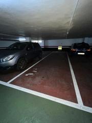 Parking voiture  Mazarredo zumarkalea. Enorme plaza de garaje en el centro de bilbao, en alameda. mazar