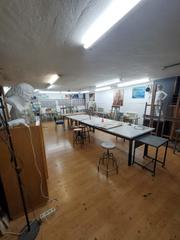 Local Comercial  N/a. Se vende local de 150m2 repartidos en 2 plantas en la c/ olite,