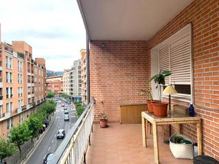 Appartement  Urkixo zumarkalea. En alameda urquijo, 5 habiaciuones, 3 baños y terraza fantástica