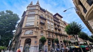Lloguer Pis  N/a. Magnífica vivienda muy luminosa reformada con orientación sur y