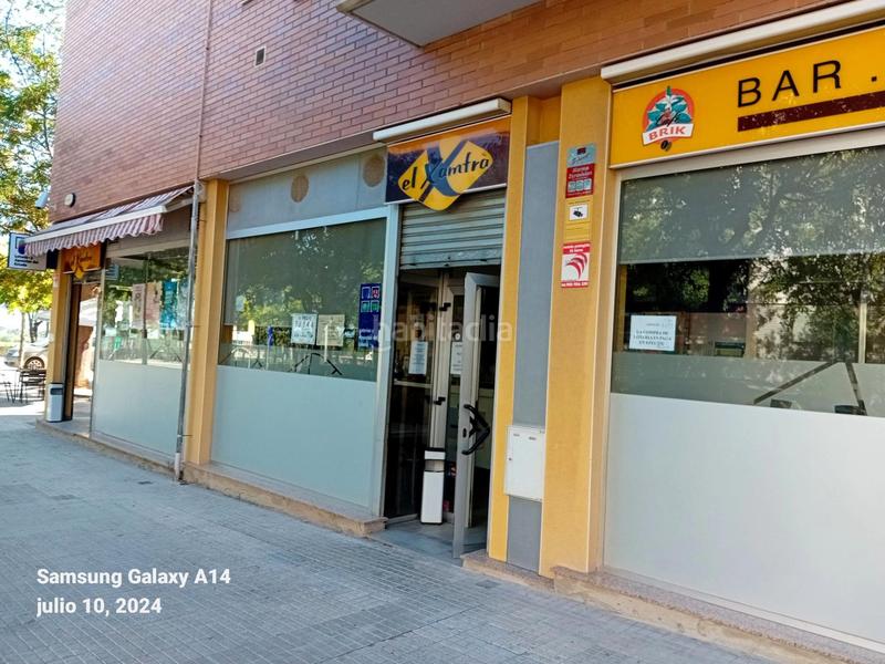 Foto f0db7402-4a69-4f7d-a0e3-4580602bc370. Local comercial en Granada (La)