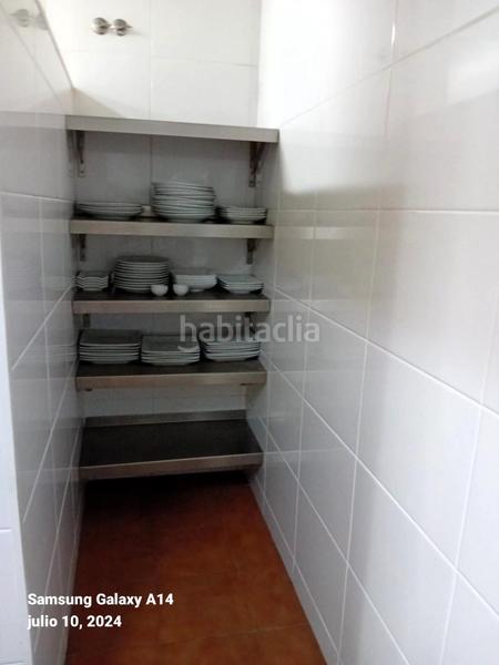 Foto f4072683-2f91-4631-84f0-7997969ea182. Locale commerciale in Granada (La)