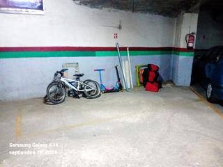 Parking voiture à De martorell 1