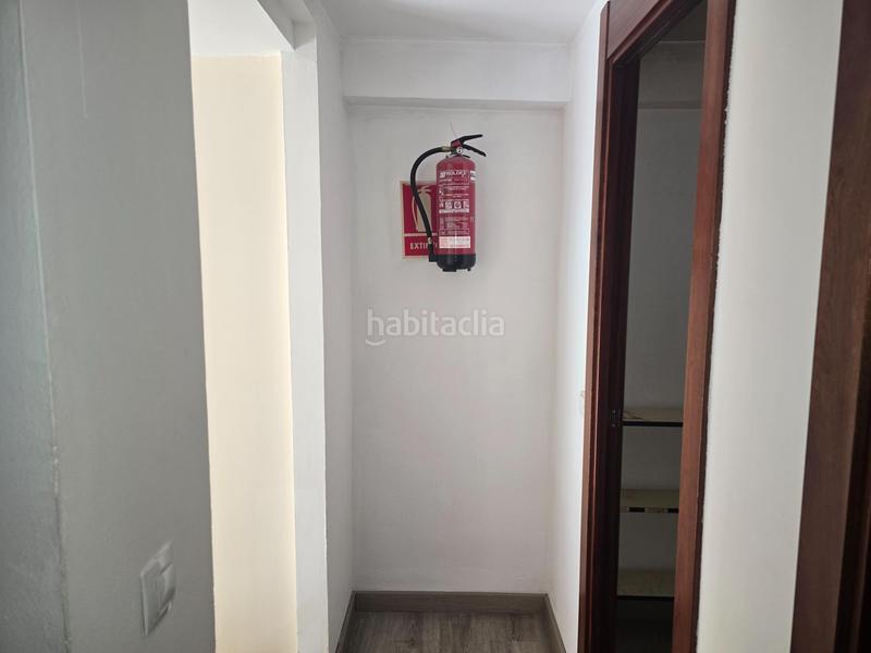 Foto 5644f254-78f1-4d76-9a81-820aabfd94aa. Local comercial a Ca n'Oriac Sabadell