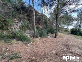Terreny residencial  Carrer de la sajolida. Oportunidad gran parcela en castellar del valles