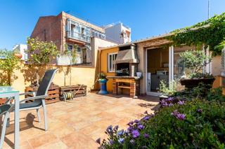 Maison à Creu Alta. Casa espectacular en el corazon de la creu alta
