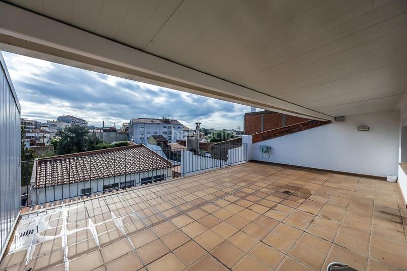 Foto c771eaaf-c08c-4dca-af70-b37e2dde075b. Casa espectacular casa señorial con más de 8m de fachada en el corazón de la ciudad !!! en Sabadell