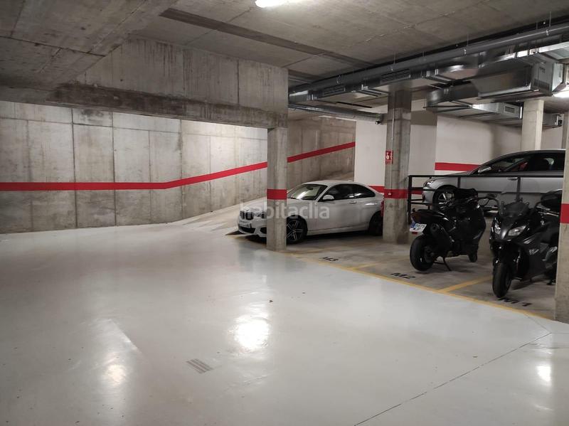 Foto 8d71d665-31d0-4dd9-a35e-4540f1b99358. Parking moto plaza de aparcamiento para moto !!! en Castellar del Vallès