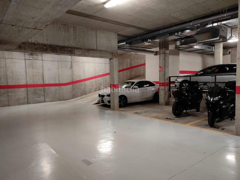 Foto a1910c9f-1e58-49d0-b35d-d74a87239762. Parking moto plaza de aparcamiento para moto !!! en Castellar del Vallès