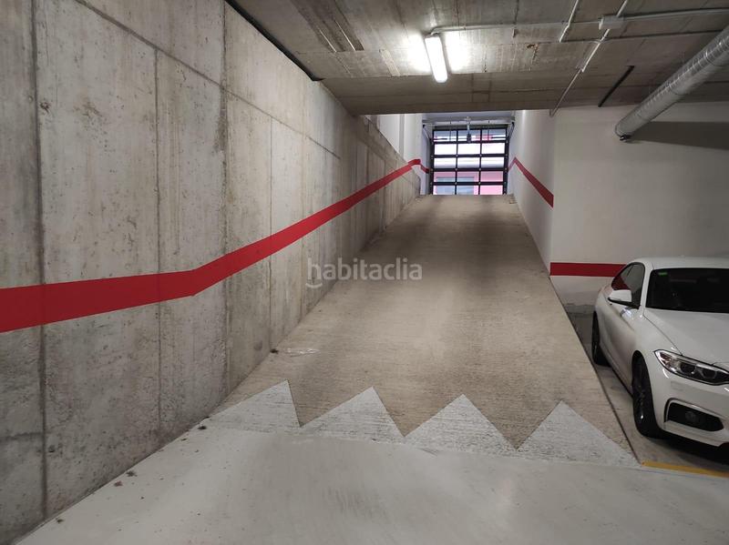 Foto be305ab4-9eaa-474e-995a-f2ab98240314. Parking moto plaza de aparcamiento para moto !!! en Castellar del Vallès