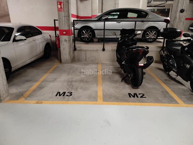 Foto e8ad6fb7-3063-4466-93cd-8d40452eecb8. Parking moto plaza de aparcamiento para moto !!! en Castellar del Vallès