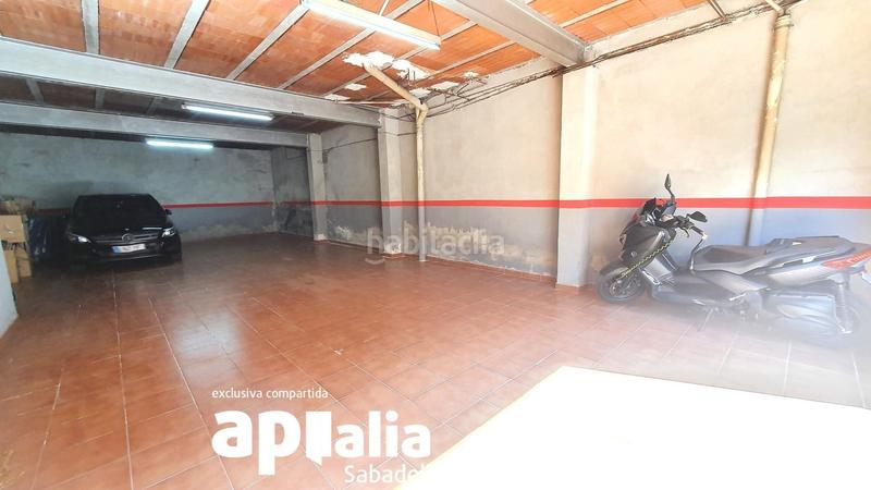Foto 64e47269-0001-478f-9bd2-5e50ad2e25cf. Casa adossada amb aparcament a Eixample Sabadell