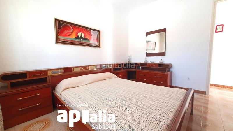 Foto 72a9bd37-66a7-47d4-b02b-50639838e782. Casa adossada amb aparcament a Eixample Sabadell