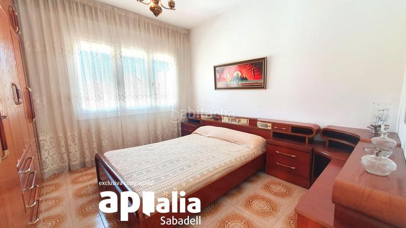 Foto c92ef2b2-126c-413b-a9eb-66408262b0e0. Casa adossada amb aparcament a Eixample Sabadell