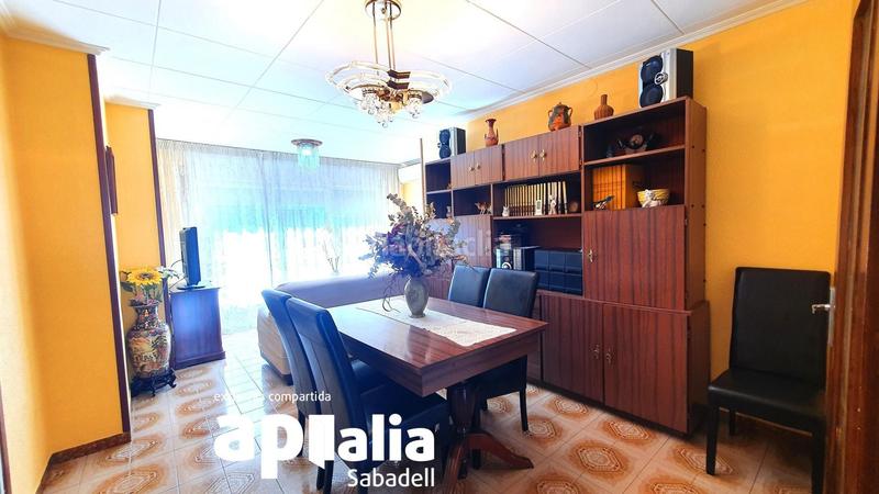 Foto d6e3cc15-2125-4026-9775-444b06c858cb. Casa adossada amb aparcament a Eixample Sabadell