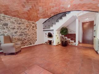 Casa adossada a Poble - Casc Antic. Adosado en castellar del valles  zona can bogunya !!