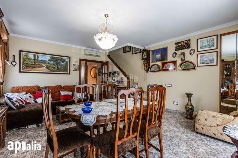 Foto 121fd8fe-bc4c-44de-98d2-acb37bef5788. Casa  adosada en Can Rull con garaje! en Can Rull Sabadell