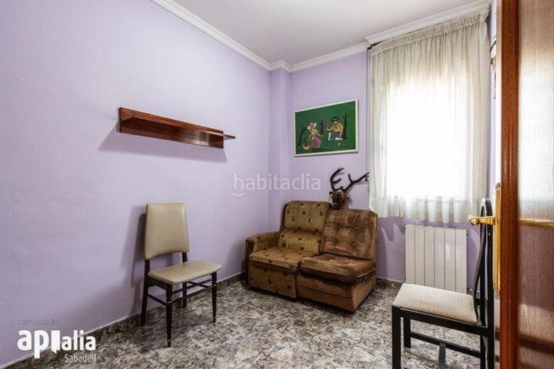Foto 334847f8-7810-4fd4-b960-fc72b7b24d77. Casa  adosada en Can Rull con garaje! en Can Rull Sabadell