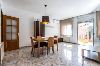 Pis a Concòrdia. Piso de 3 habitaciones, junto al c.a.p. de la concordia!!