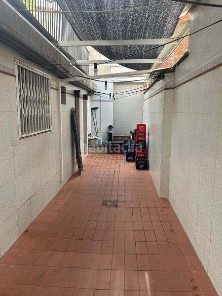 Foto 2fc54e61-2d01-4c87-a05b-a459f58e9365. Casa  para reformar!! en Barri del Centre Terrassa