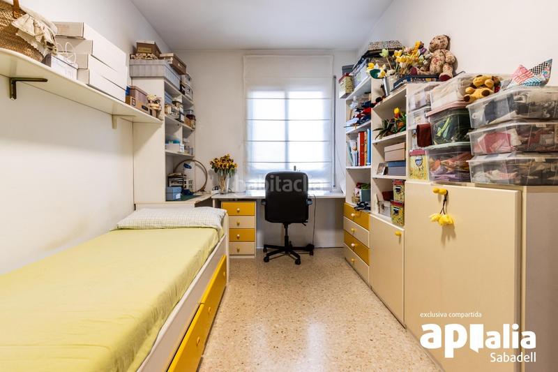 Foto 514c6ce5-16b2-4270-bbb2-fc3aca7b78bf. Casa con riscaldamento parcheggio in Creu Alta Sabadell