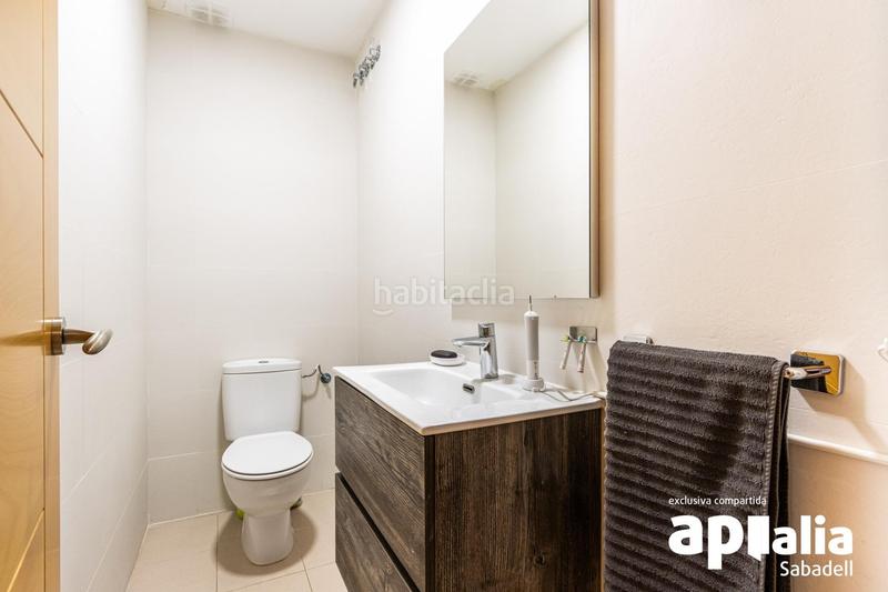 Foto 5b3916a1-bd80-45a8-bd20-783dfa4d38ab. Casa con riscaldamento parcheggio in Creu Alta Sabadell