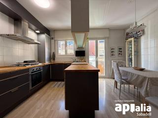 Casa en Creu Alta. Espectacular casa con patio y garaje en el corazón de la creu at