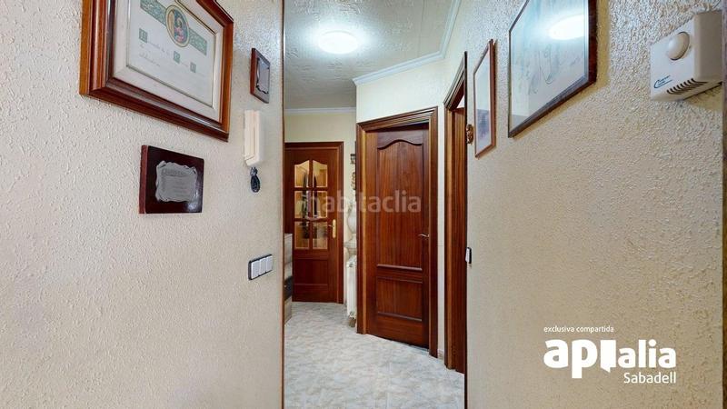 Foto 4583a7cf-aca7-43a9-b1b5-bbdbccf1556a. Semi detached house with heating parking in Creu de Barberà Sabadell