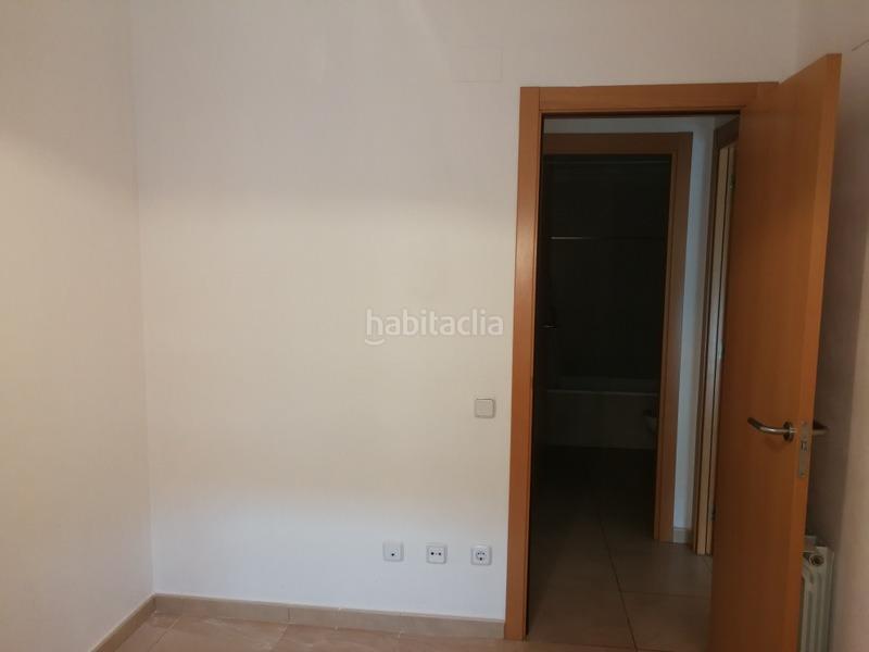 Foto 94861fa6-b8e7-448e-ab5d-4dbd3007d888. Pis amb calefacció aparcament piscina a Torre-romeu Sabadell