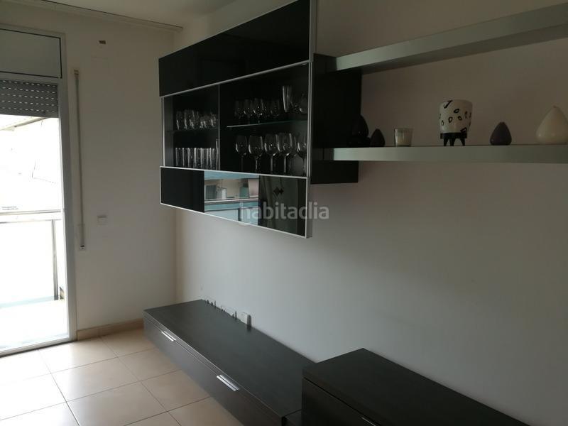 Foto c62afe39-f6c8-43ea-867e-ccfa9baafbff. Pis amb calefacció aparcament piscina a Torre-romeu Sabadell