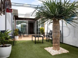 Xalet a Calle calle miguel betancor garcía, 1 1. Auténtica villa estilo canario con patios, piscina y vistas abie