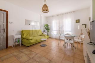 Piso en Calle juan carlos i  65. Apartamento de 1 dormitorio totalmente amueblado  calle juan car