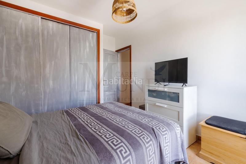 Foto 2457e0ea-6cce-40a1-8bdf-649eb3df1d5d. Piso en calle juan carlos i 65 apartamento de 1 dormitorio totalmente amueblado calle juan carlos i en Oliva (La)
