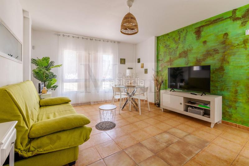 Foto 3d47e0f4-ffca-4b84-8c31-65dbaf061574. Piso en calle juan carlos i 65 apartamento de 1 dormitorio totalmente amueblado calle juan carlos i en Oliva (La)