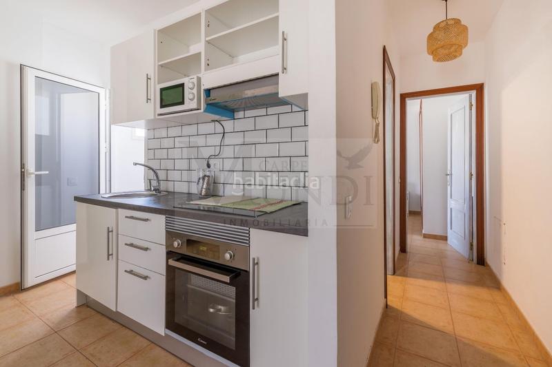 Foto af5eb977-172c-4eb9-8267-81be21d61440. Piso en calle juan carlos i 65 apartamento de 1 dormitorio totalmente amueblado calle juan carlos i en Oliva (La)