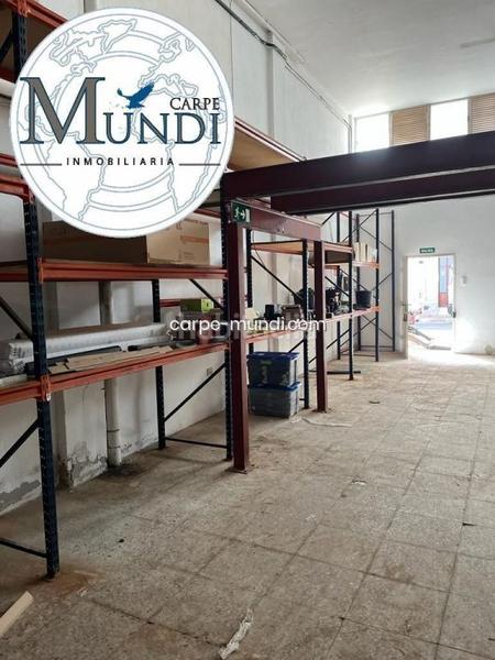 Foto 5e2031a0-d2bf-4ac8-9d73-eb60bef12873. Local comercial local . en Zona Centro Puerto del Rosario