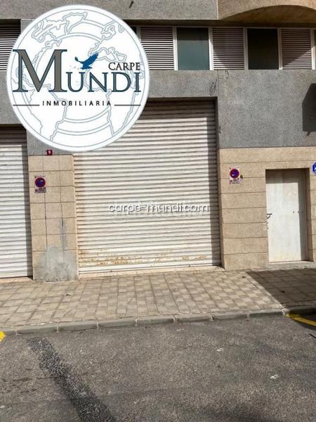 Foto 74674b9d-8420-4fb4-9f50-10889875cf83. Local comercial local . en Zona Centro Puerto del Rosario