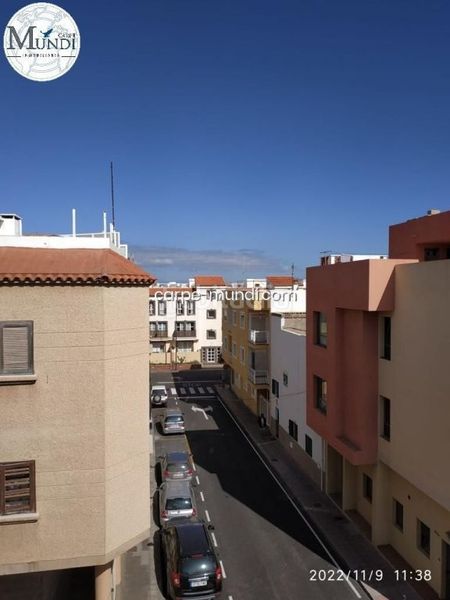 Foto f4b08835-3352-4125-8abe-3e8b8f4c9bc8. Pis a calle gl prim 7 a Corralejo Oliva (La)