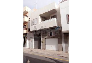 Tríplex  Calle cervantes. Se vende triplex en puerto del rosario