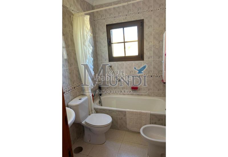 Foto 5b23a856-859d-40f9-a8c4-f7c8978cee6b. Chalet  en Corralejo. en Corralejo Oliva (La)