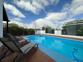 Chalet  Calle del centro. Se vende chalet en villaverde