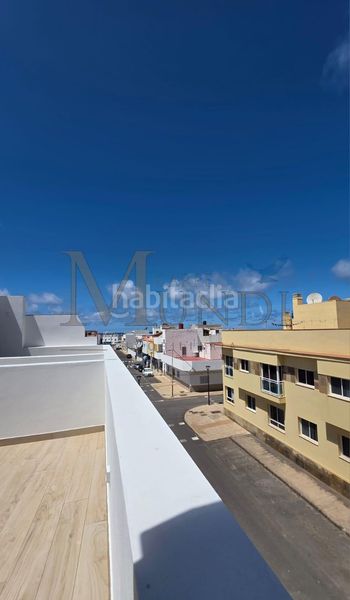 Foto 4c4db1ca-9b03-48b5-9d1e-deaab3f81b5e. Dúplex amb calefacció a El Cotillo Oliva (La)
