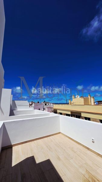 Foto 86b91f2f-de4f-407b-aeb8-0d3d262783c9. Dúplex amb calefacció a El Cotillo Oliva (La)