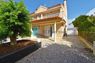 Duplex in Playa Grande-Castellar. Dúplex en puerto de mazarrón con vistas al mar y jardín privado