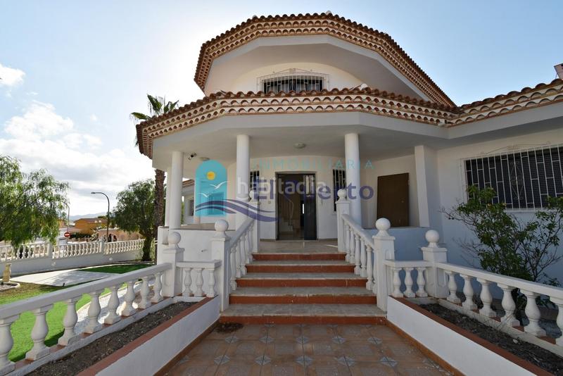 Foto a686f617-4c06-4cca-a1a1-eddbb2d9b0ae. Chalet with heating parking pool in Bolnuevo Mazarrón