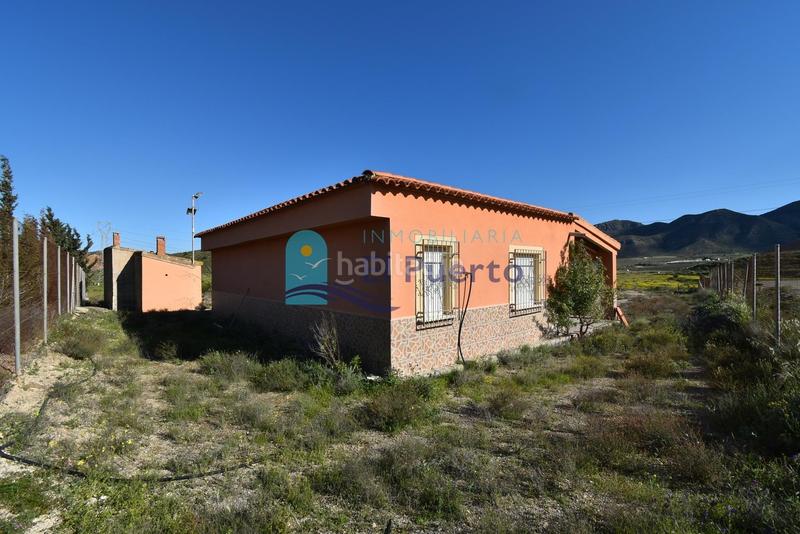 Foto 86ef2b12-8a1d-4bea-86f5-07a4d3a2d472. Maison dans Mazarrón casco urbano Mazarrón