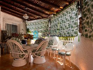 Chalet in Bahia. Chalet independiente en una sola planta cerca del mar  ref 755