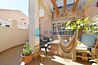 Duplex in Mazarrón Casco Urbano. Amplia vivienda en esquina con terraza y parking  ref 862